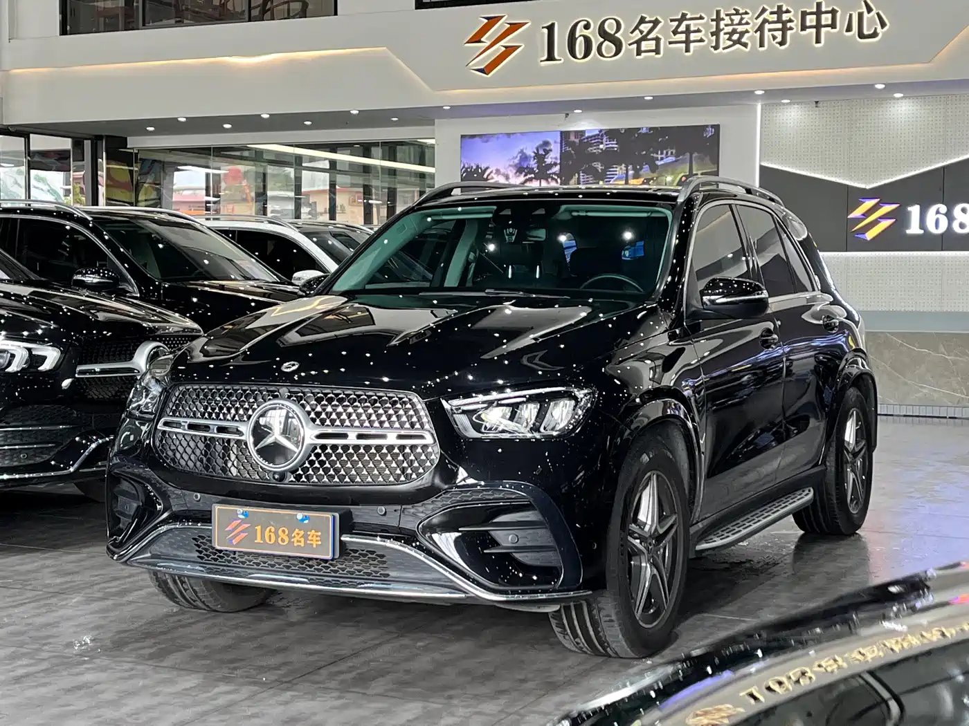 صورة 1 - Mercedes-Benz GLE
