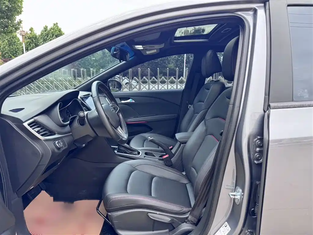 Chevrolet Monza 2022 Mild Hybrid RS 330T Automatic Comfort Edition фото 13