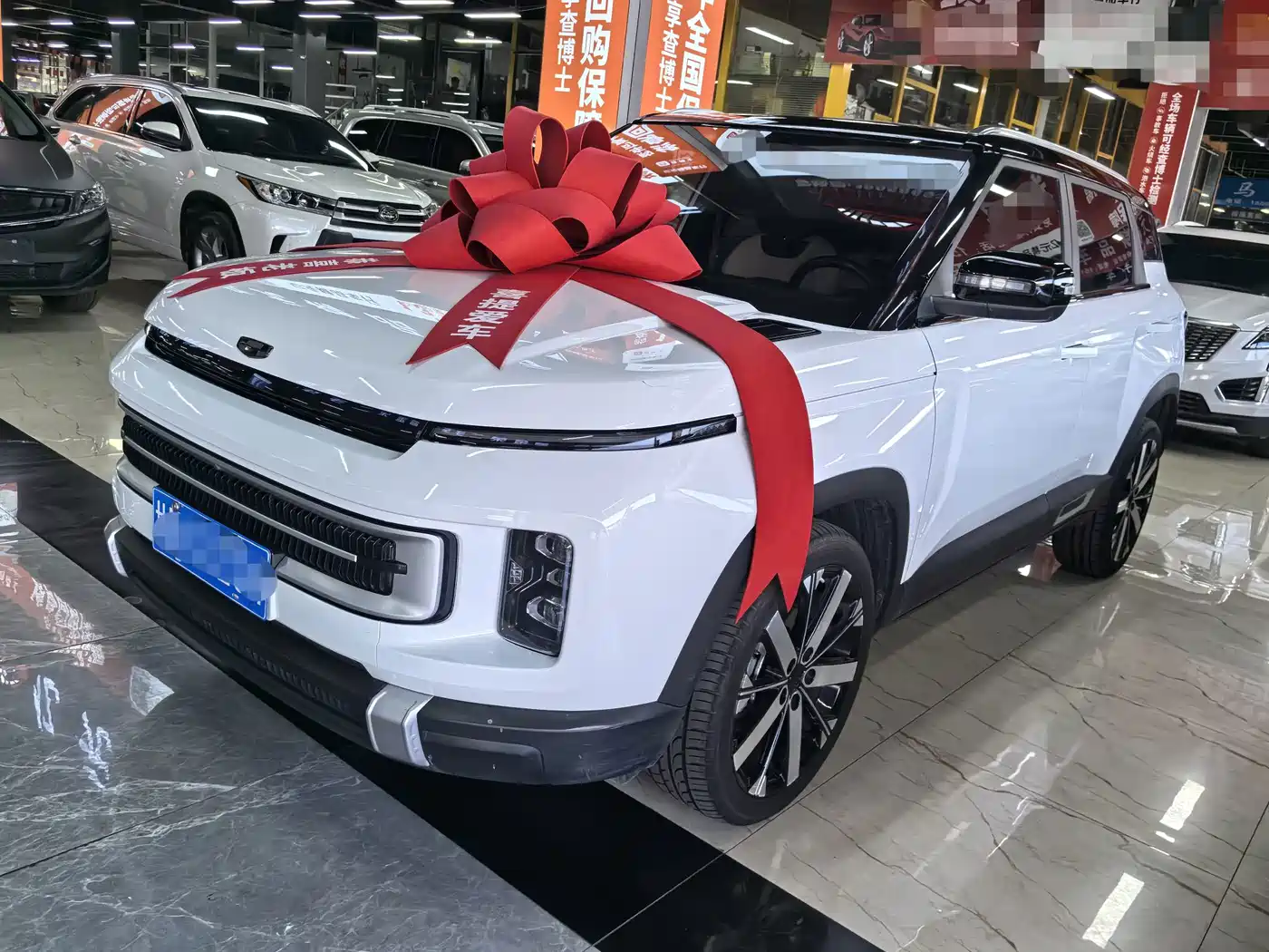Фото 1 - Geely ICON