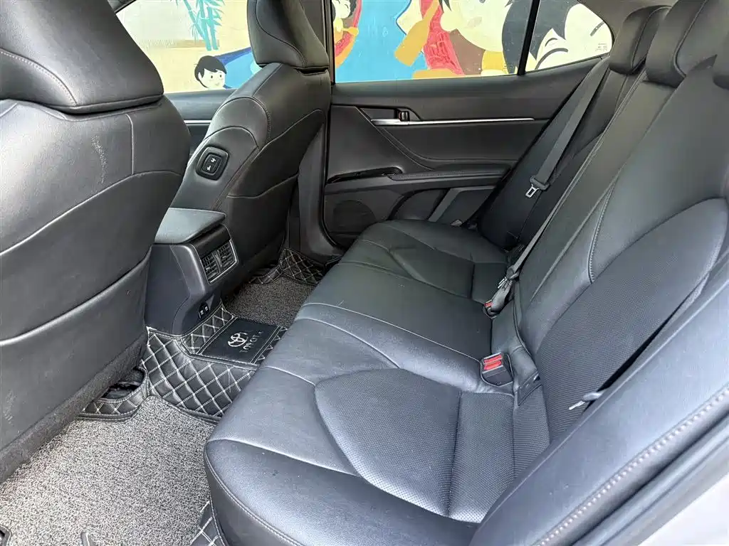 Toyota Camry 2021 2.0G Luxury Edition фото 4