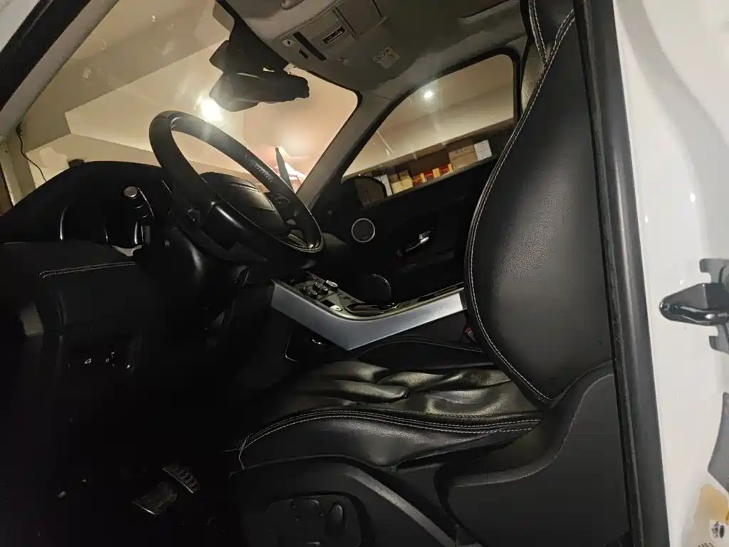 Land Rover Range Rover Evoque 2015 2015 2.0T 5-Door Dynamic Edition