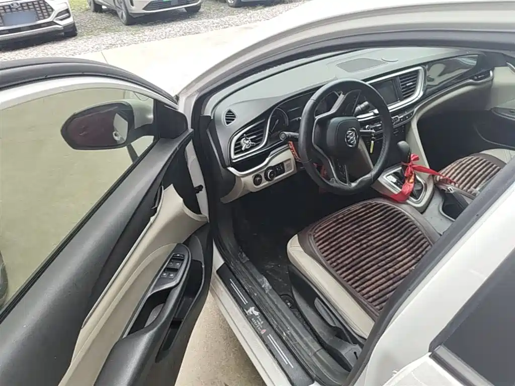 Buick Excelle 2019 15T DCT Connected Elite Type China VI фото 16
