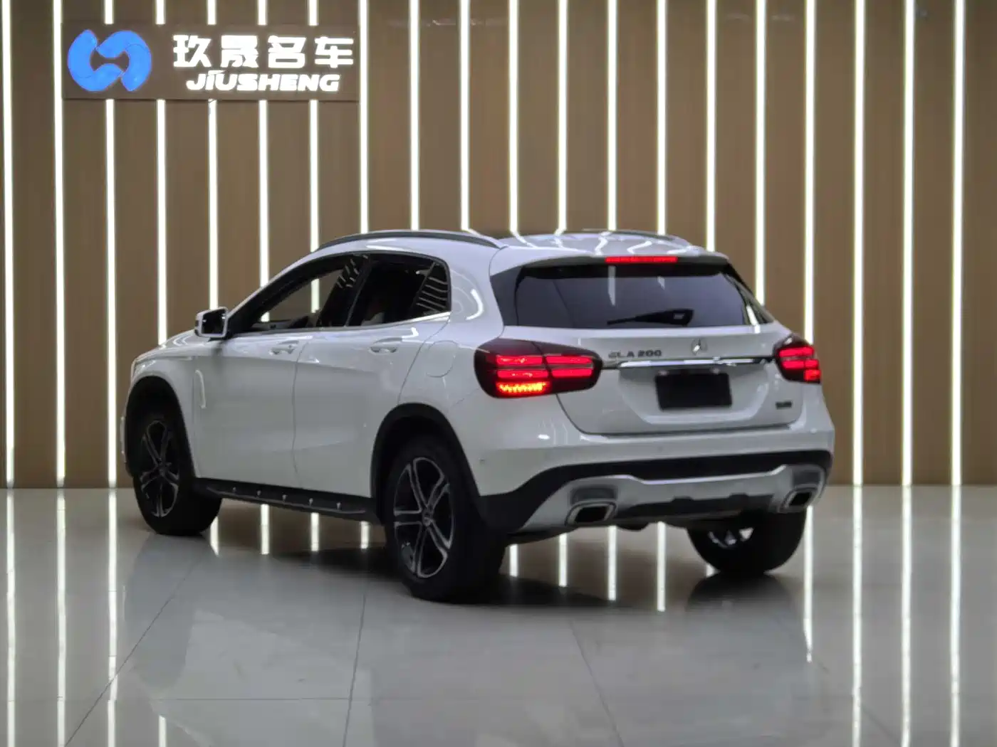 Mercedes-Benz GLA 2018 GLA 200 Fashion фото 18