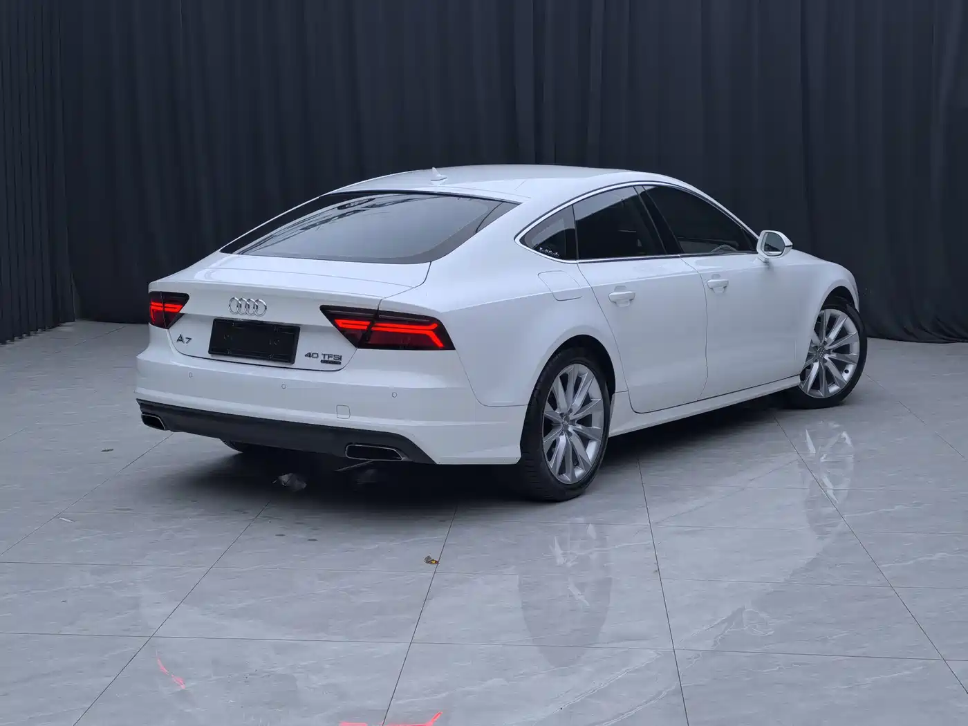 Фото 4 - Audi A7