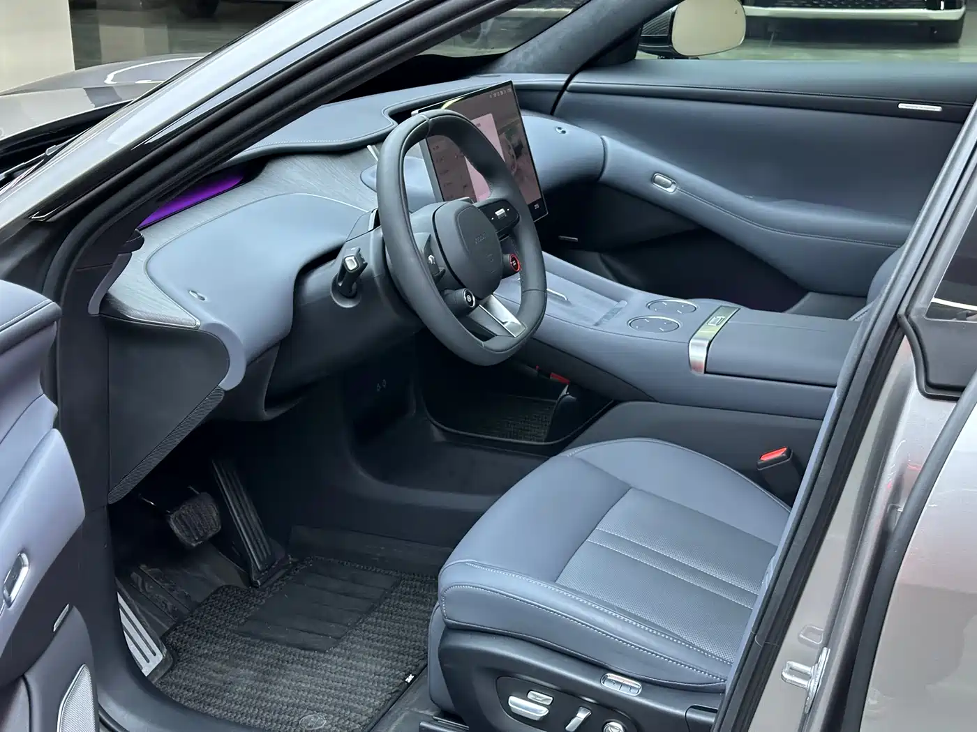 XIAOMI CAR XIAOMI YU7