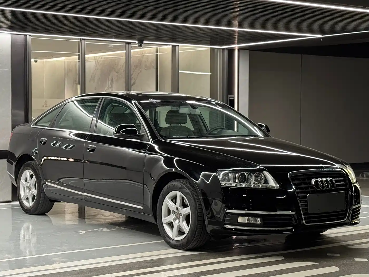 Audi A6L 2011 2.0 TFSI Automatic Comfort фото 3