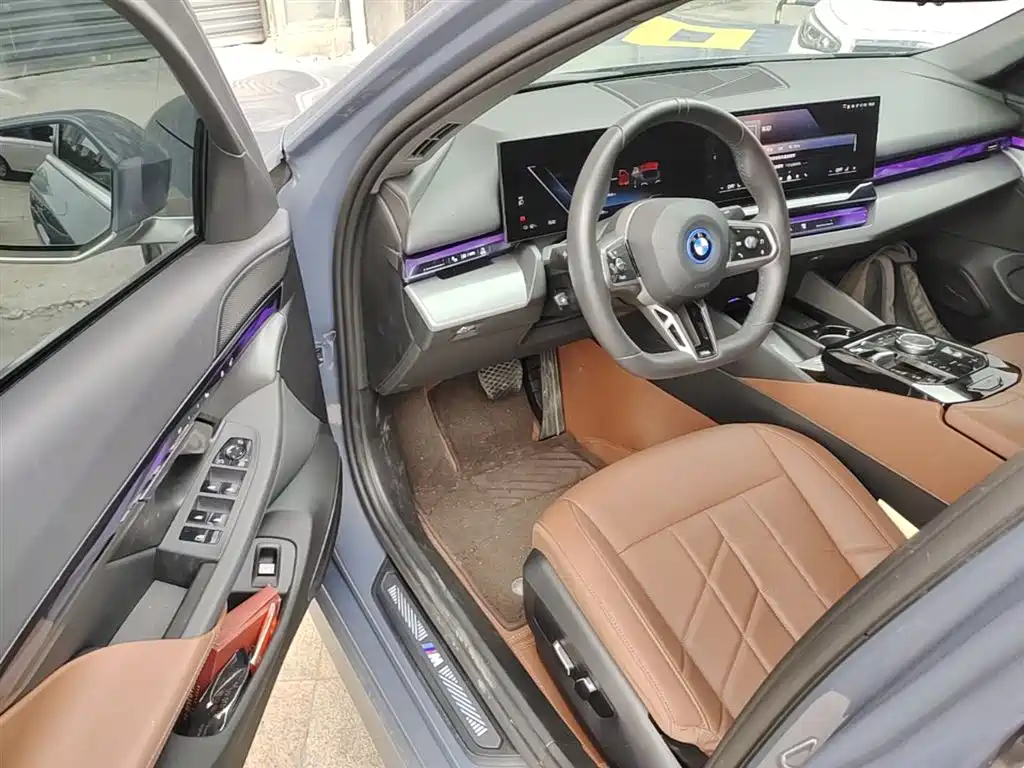 BMW i5 2024 eDrive 35L M Sport Package фото 16
