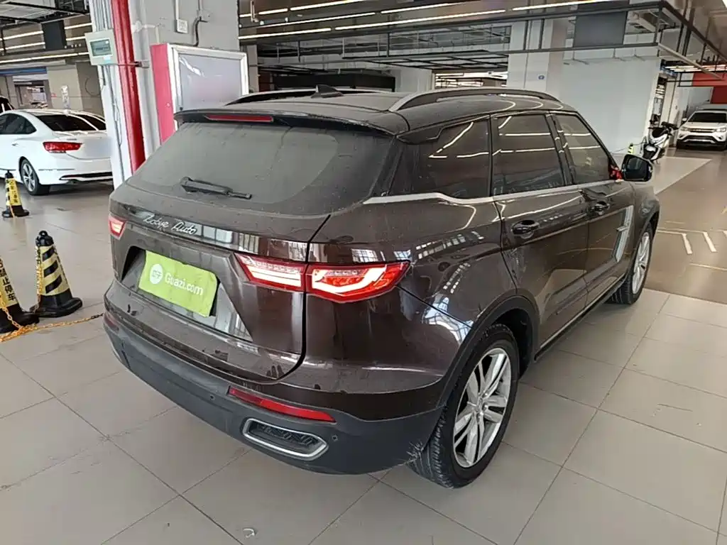 Фото 7 - Zotye T700