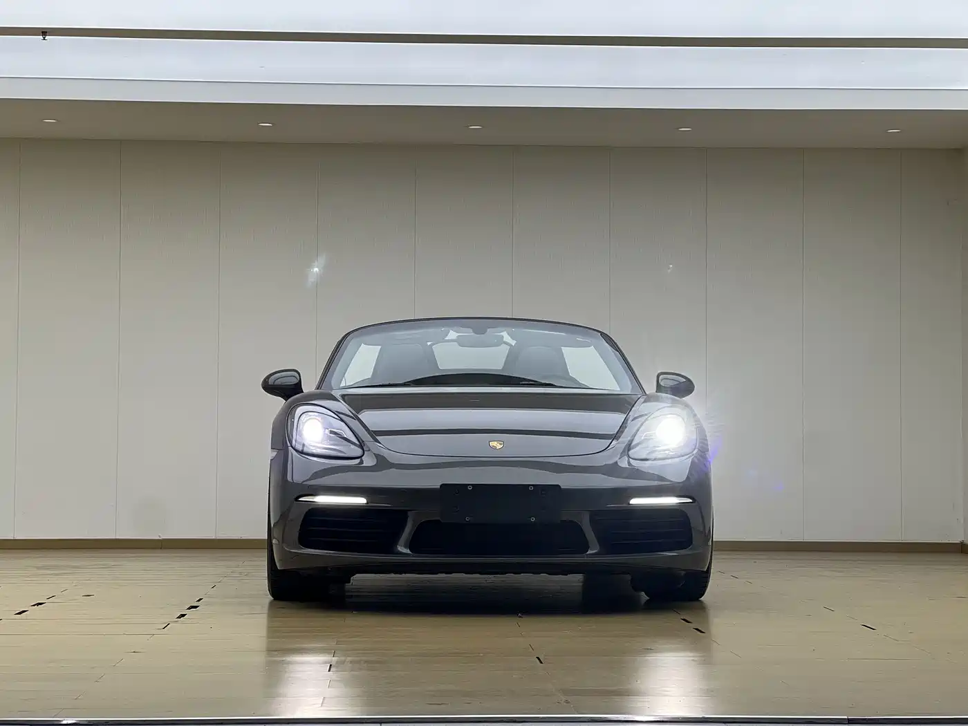 Porsche 718 2017 2018 Boxster 2.0T