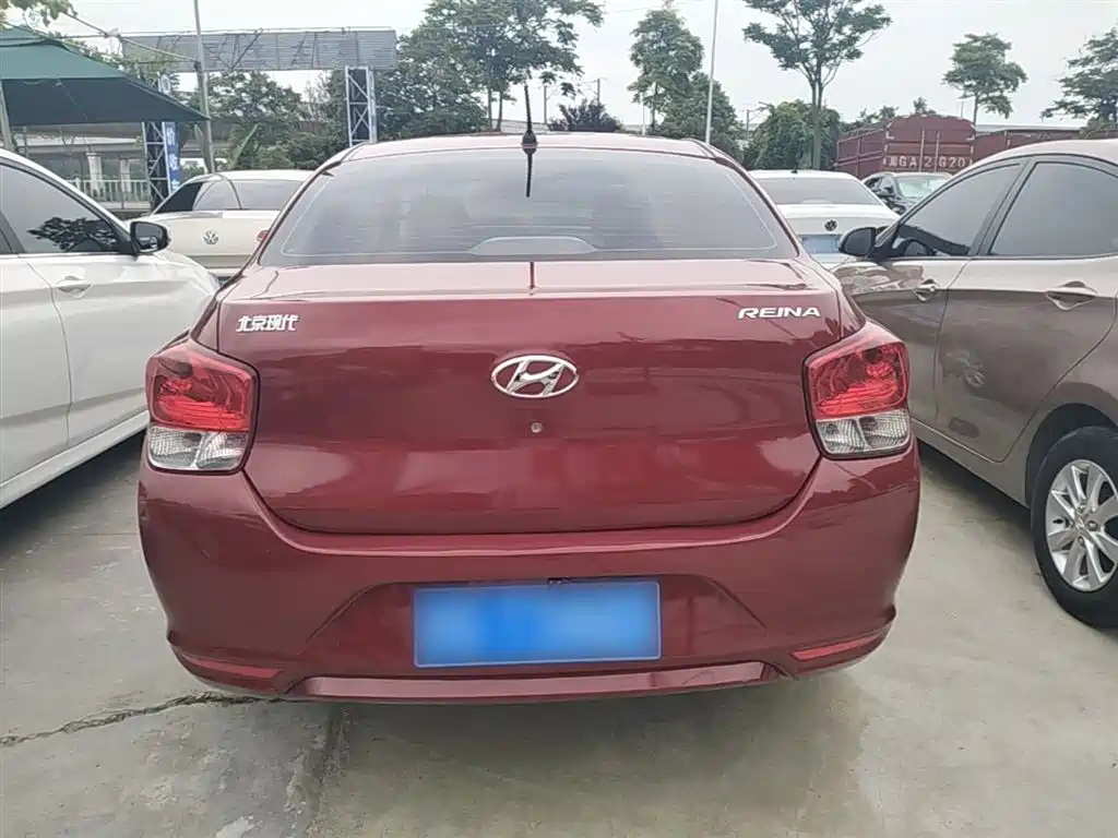 Hyundai Verna 2017 1.4L Manual Color Sunroof Edition (China V) фото 6