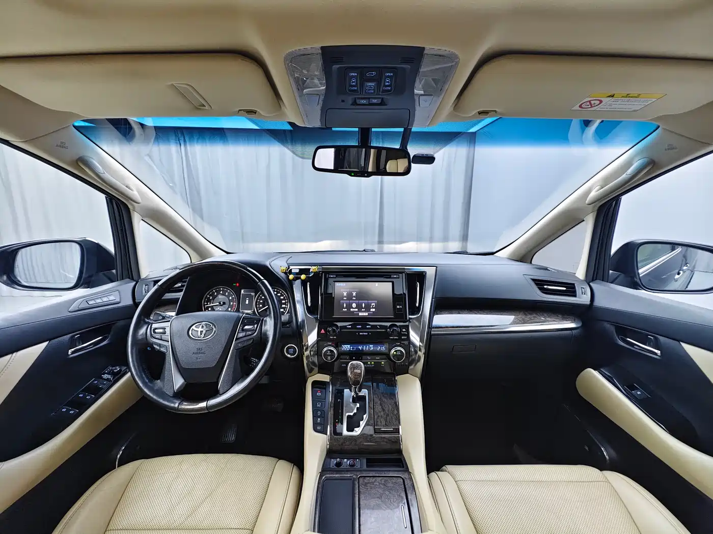 Toyota Alphard 2018 Facelift 3.5L Premium Edition фото 14