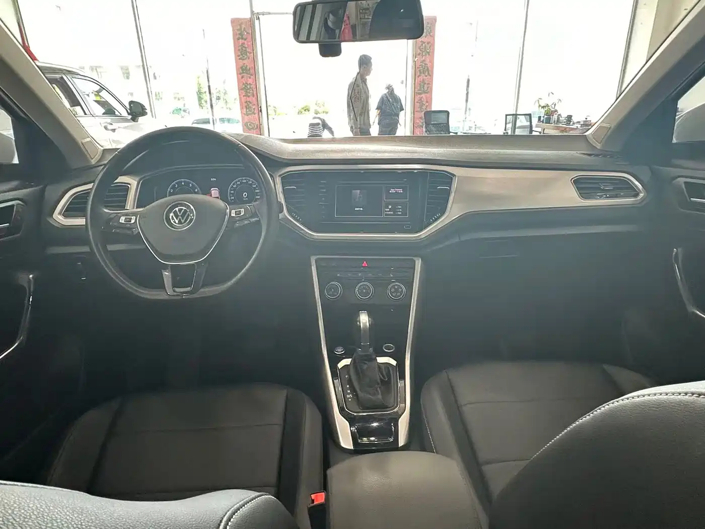 Volkswagen T-ROC 2022 280TSI DSG 2WD Comfort PLUS фото 13