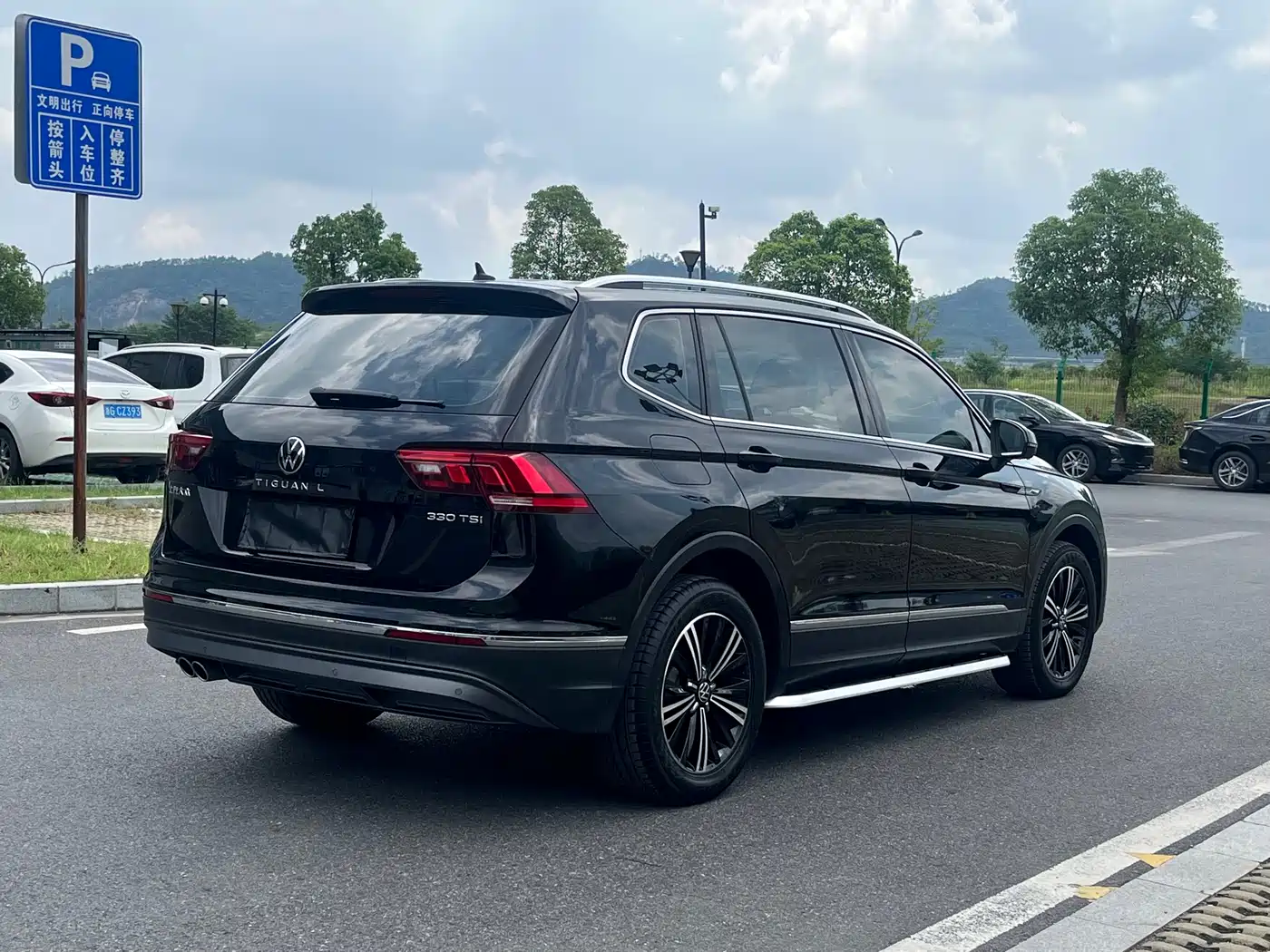 Volkswagen Tiguan L 2021 330TSI Automatic 2WD Smart фото 6