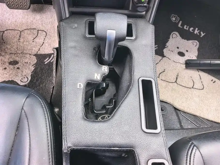 Toyota YARiS L Zhi Xiang 2022 1.5L CVT Leading PLUS Edition фото 16