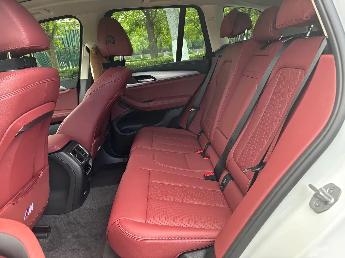 BMW iX3 2024 Innovation Leader фото 7
