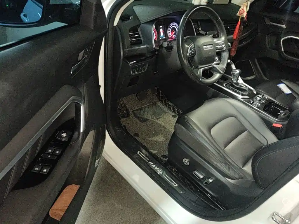 Фото 13 - Haval H6