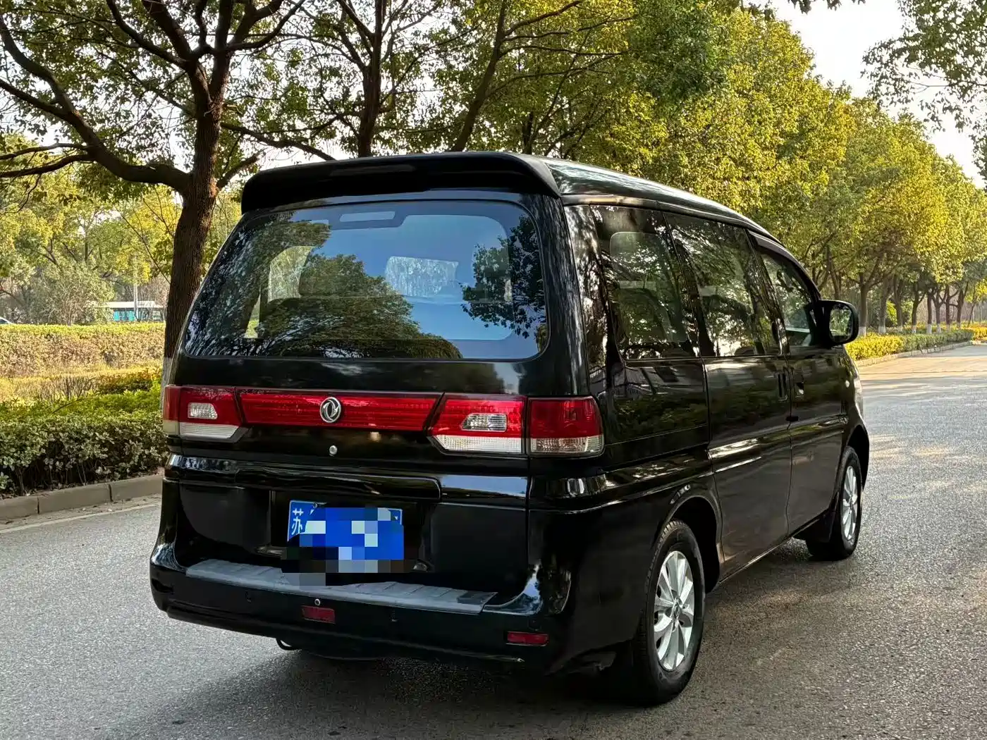 Фото 3 - Dongfeng Fengxing Lingzhi