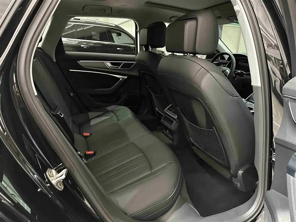 Audi A6 (Import) 2023 Model allroad quattro 55 TFSI Premium Off-road Version фото 16
