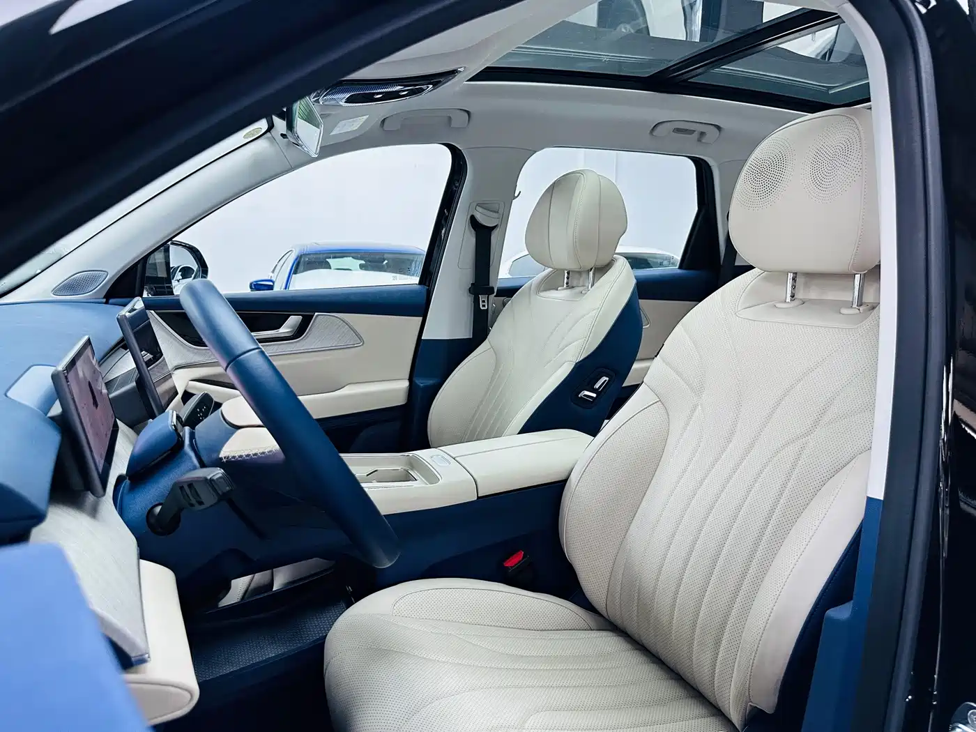Chery Fengyun Fengyun T9 2024 2024 Model 120 Long Range Flagship 7-seater (NMC)