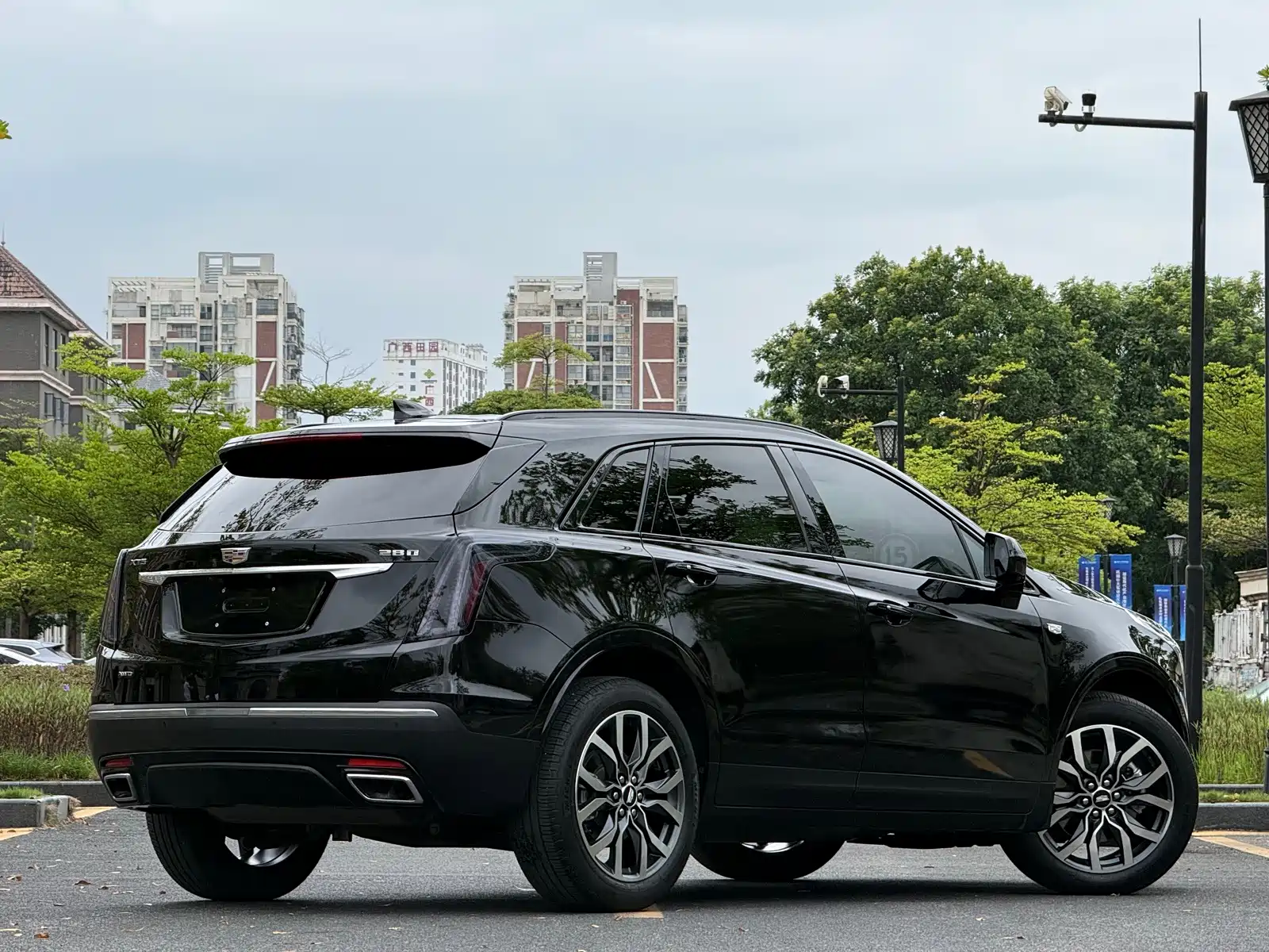 Фото 4 - Cadillac XT5