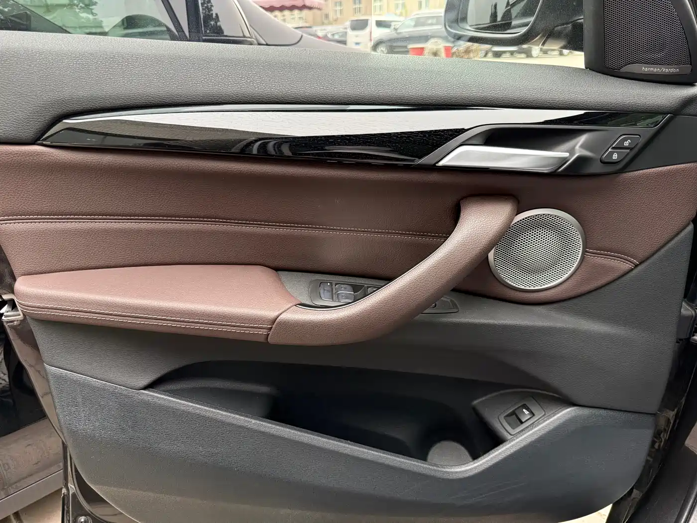 BMW X1 2022 sDrive25Li Leading фото 5