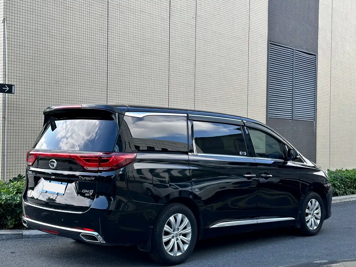 GAC Trumpchi Trumpchi M8 2018 320T Exclusive Edition фото 14