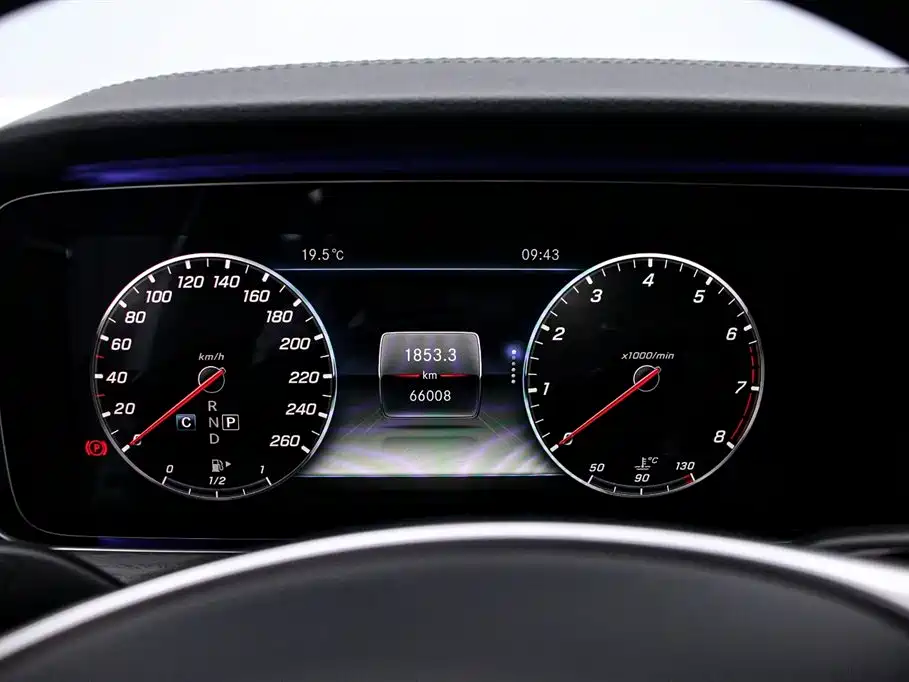Mercedes-Benz E-Class 2018 Facelift E 300 L Sport Luxury фото 6
