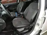 Фото 15 - Ford Focus