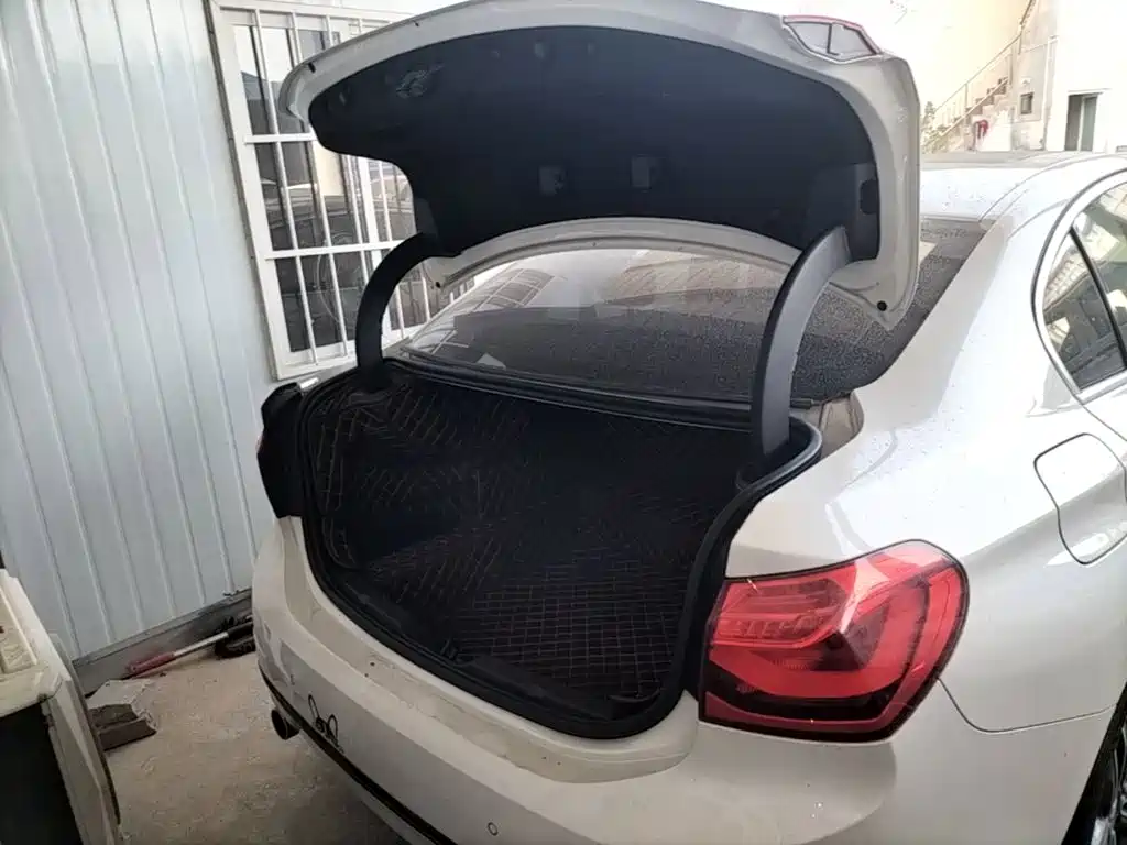 BMW 1 Series 2017 2017 118i Sport