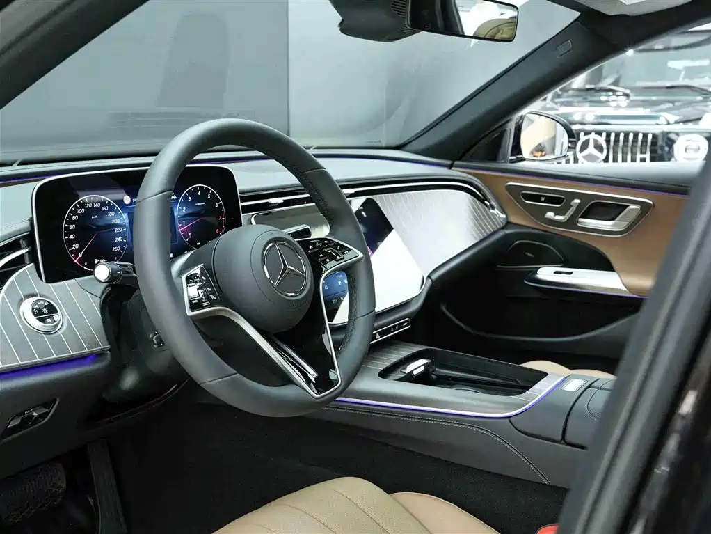 Mercedes-Benz E-Class 2025 E 300 L Fashion фото 7