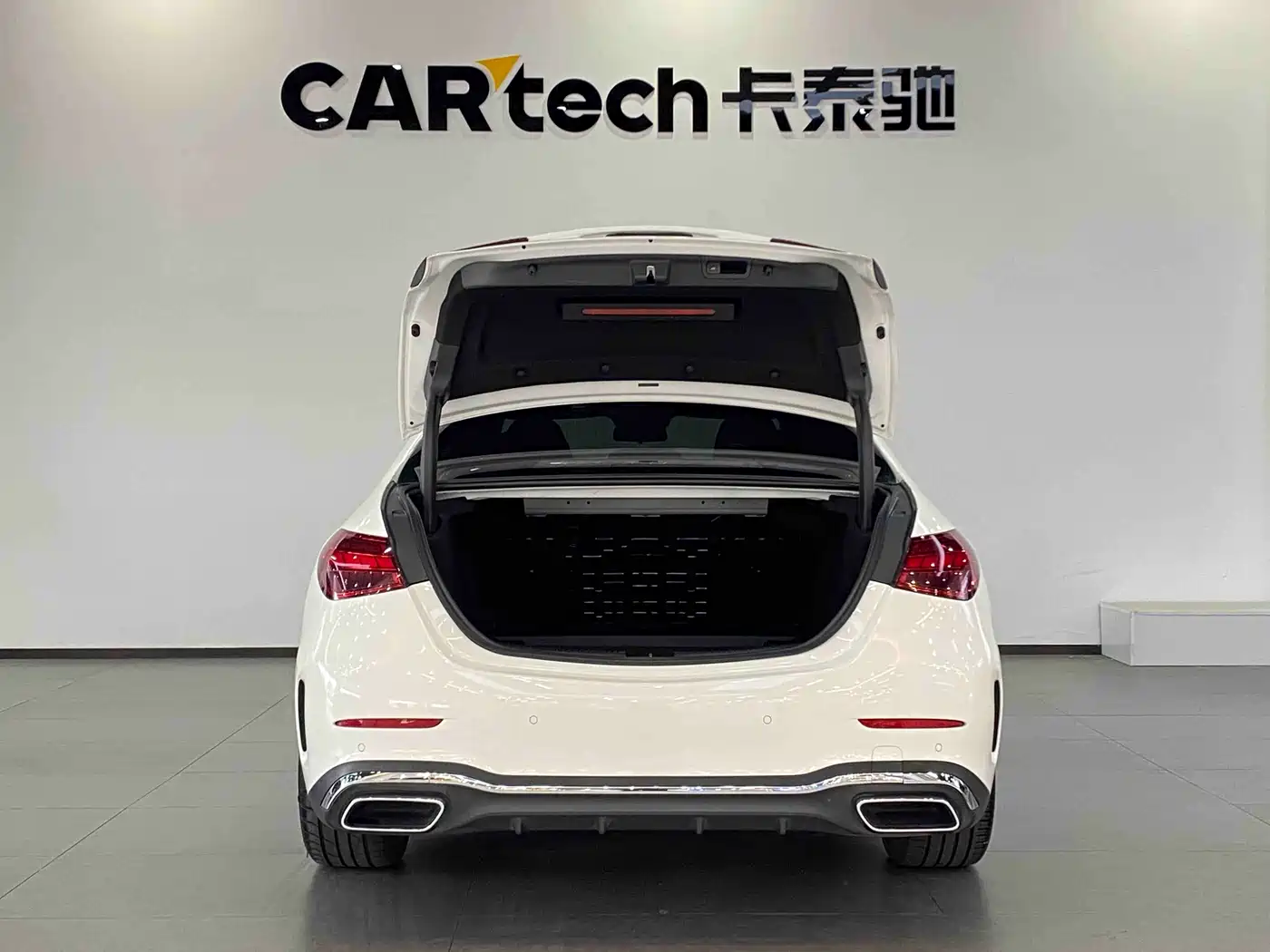Mercedes-Benz C-Class 2024 C 260 L Sport фото 17
