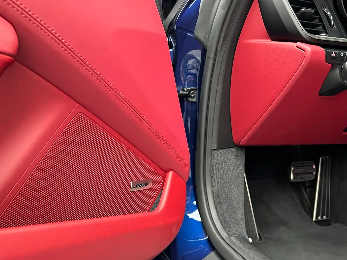 Porsche 911 2023 Carrera 4 3.0T фото 7