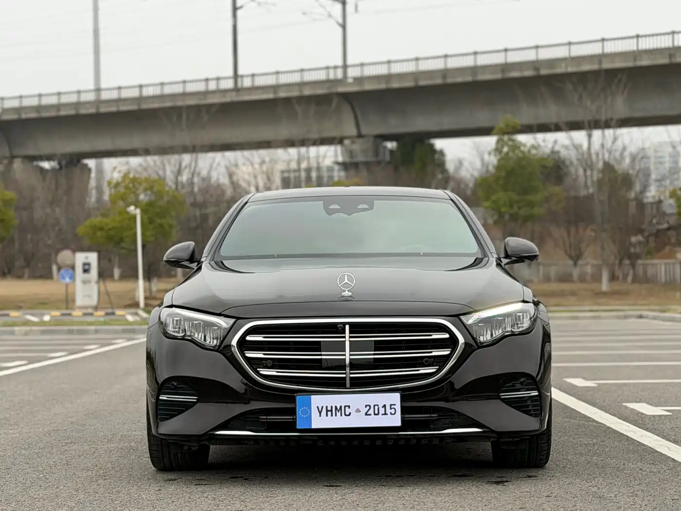 Mercedes-Benz E-Class 2024 E 300 L Fashion фото 2