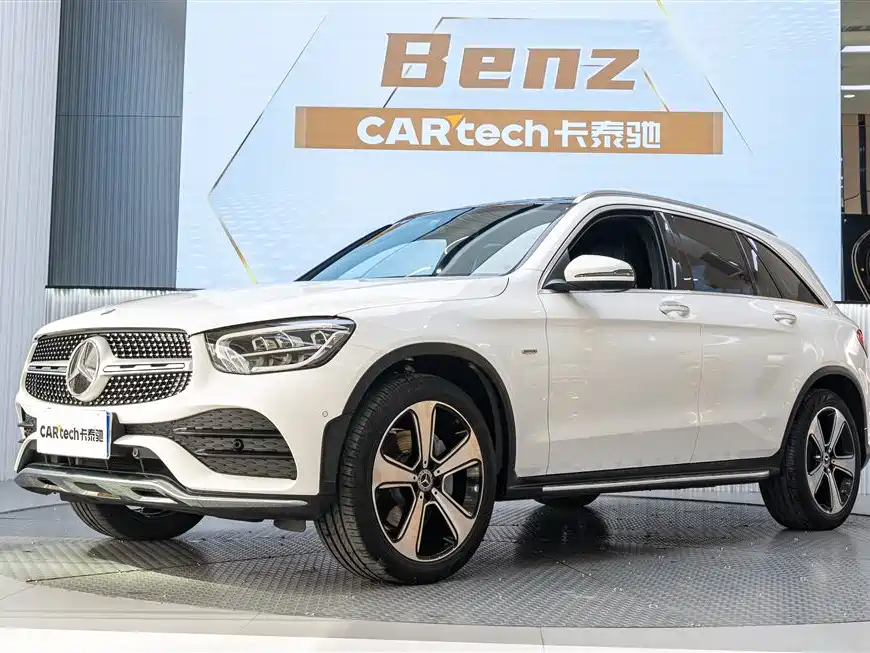 Mercedes-Benz GLC 2022 Facelift GLC 300 L 4MATIC Dynamic Collector's Edition фото 17