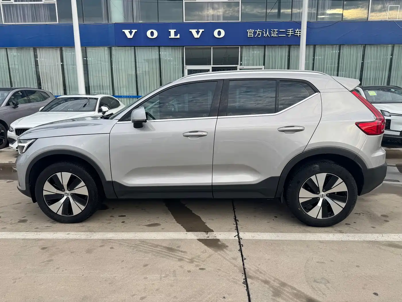 Volvo XC40 2024 2024 B3 Smart Elite Luxury Edition