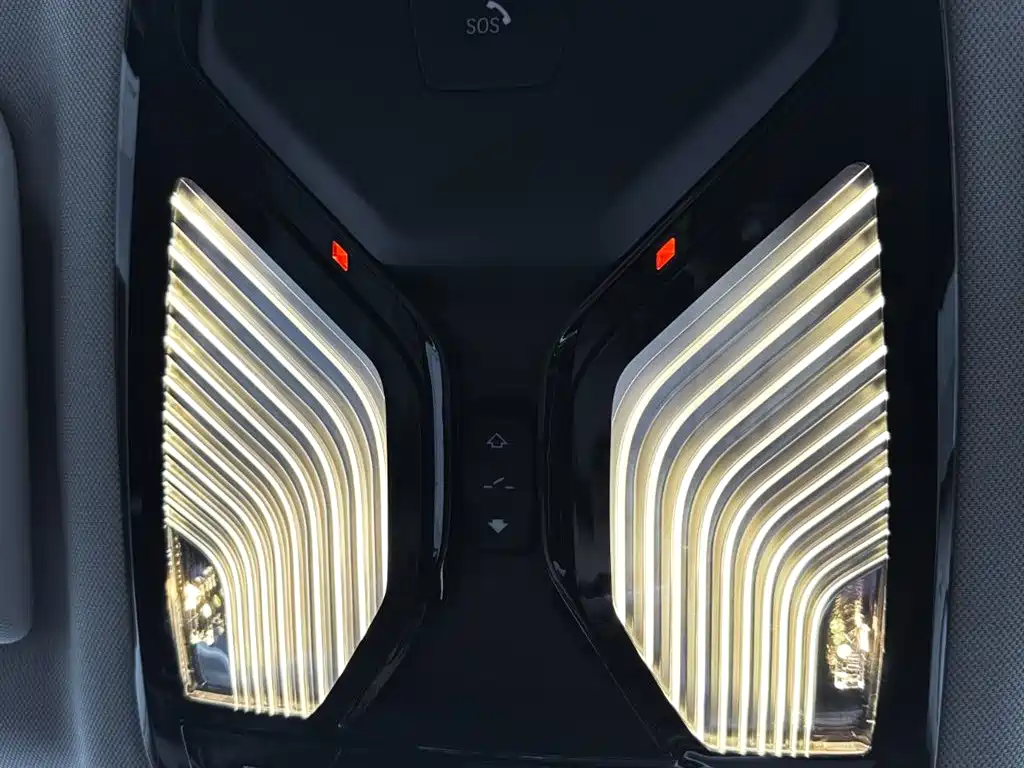 BMW 3 Series 2023 320Li M Sport Package фото 17