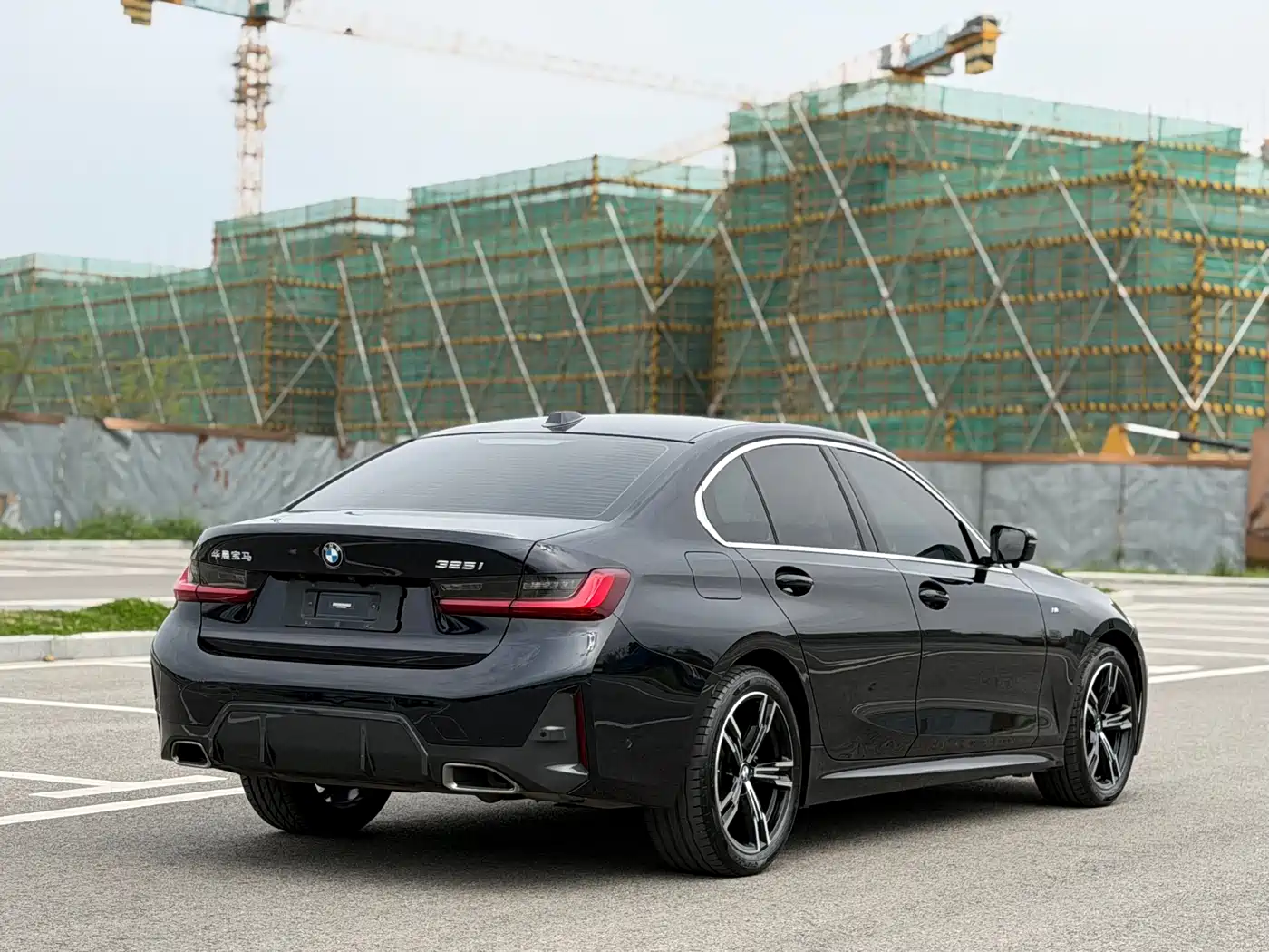 BMW 3 Series 2023 325i M Sport Package фото 20