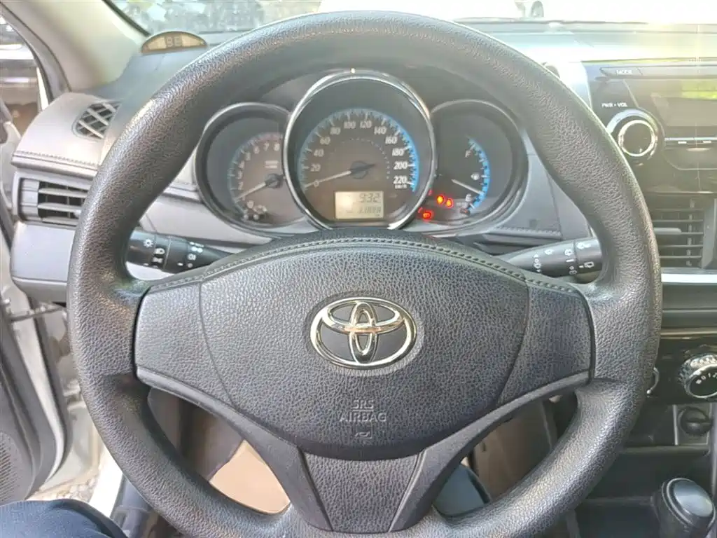 Toyota YARiS L Zhi Xuan 2016 Facelift 1.5E CVT Charming Edition фото 11