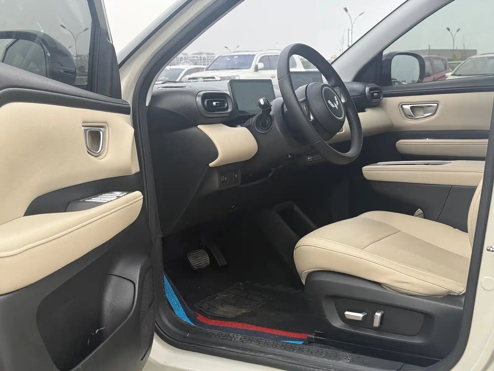 Photo 8 - Wuling Motors Wuling Binguo PLUS