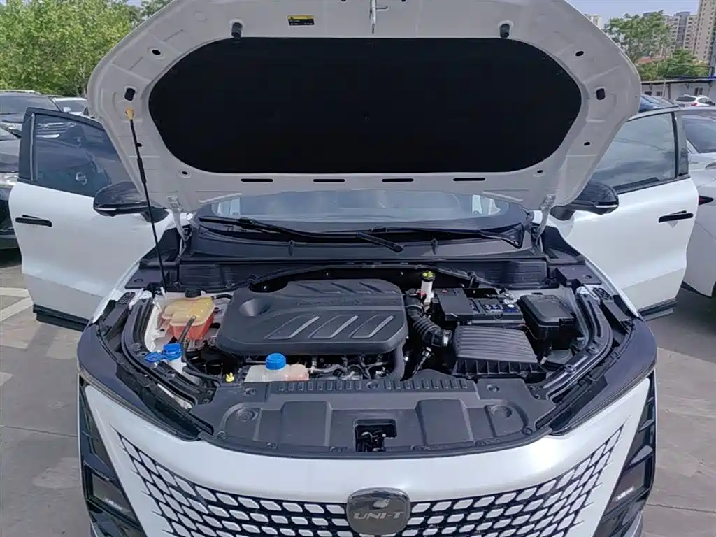 CHANGAN UNI-T