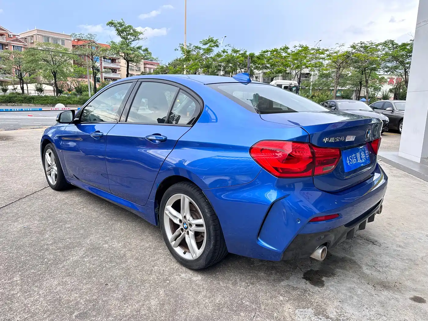 BMW 1 Series 2020 Model 120i M Sport Package фото 4