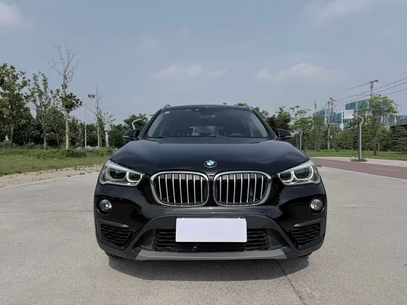 BMW X1 2019 sDrive20Li Leading Model фото 2