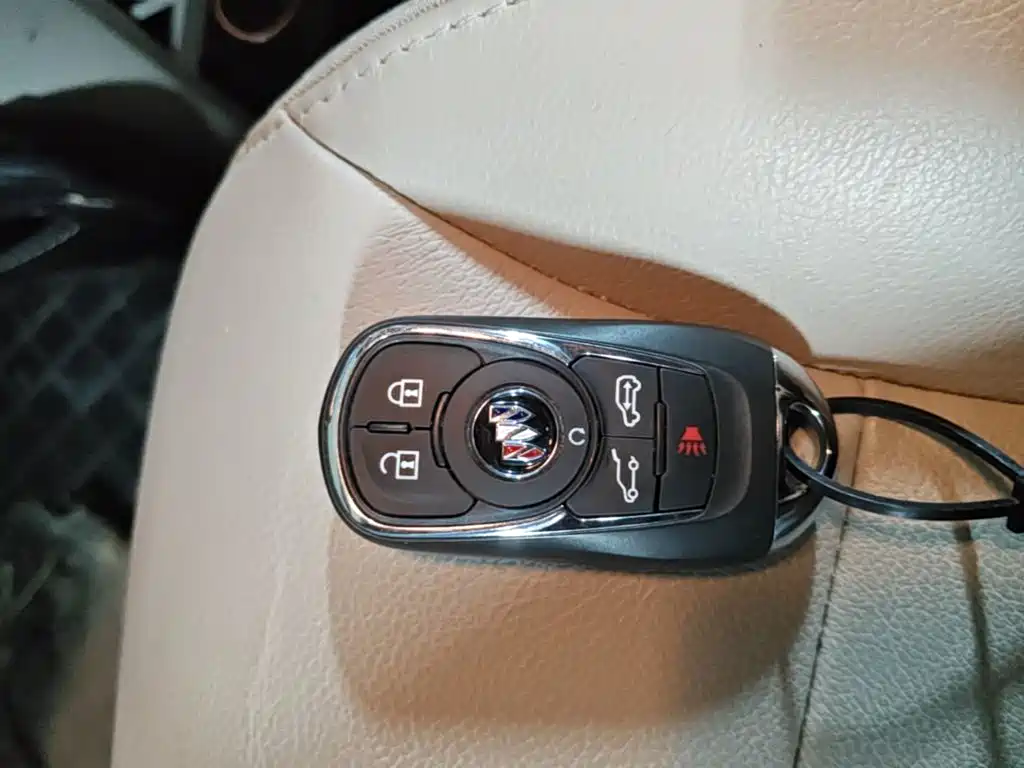 Фото 9 - Buick GL8