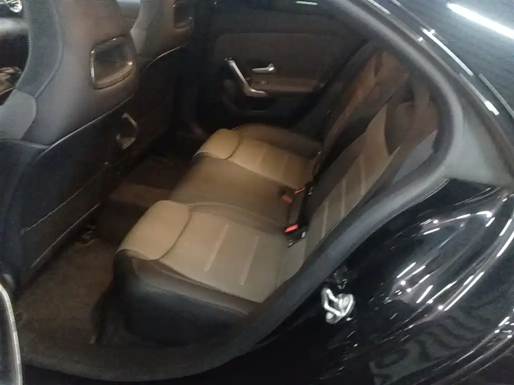 Mercedes-Benz CLA AMG 2022 AMG CLA 35 4MATIC фото 17