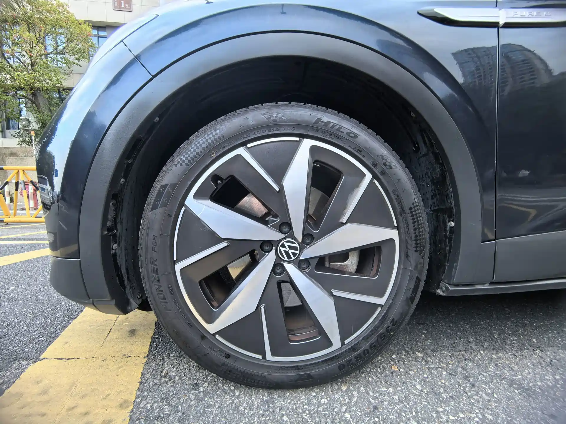 Photo 13 - Volkswagen ID.4 CROZZ