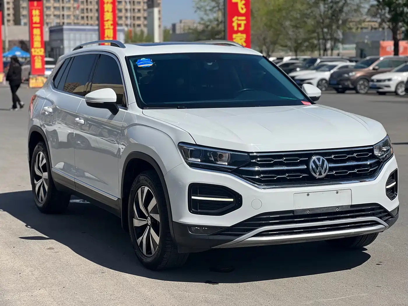 Volkswagen Tayron 2019 330TSI 2WD Luxury China VI фото 3