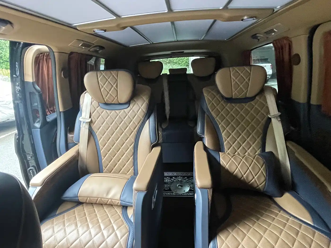 Mercedes-Benz Vito 2021 2.0T Business Edition 7-seater фото 13