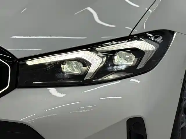 BMW 3 Series 2025 330Li M Sport Night Edition фото 15