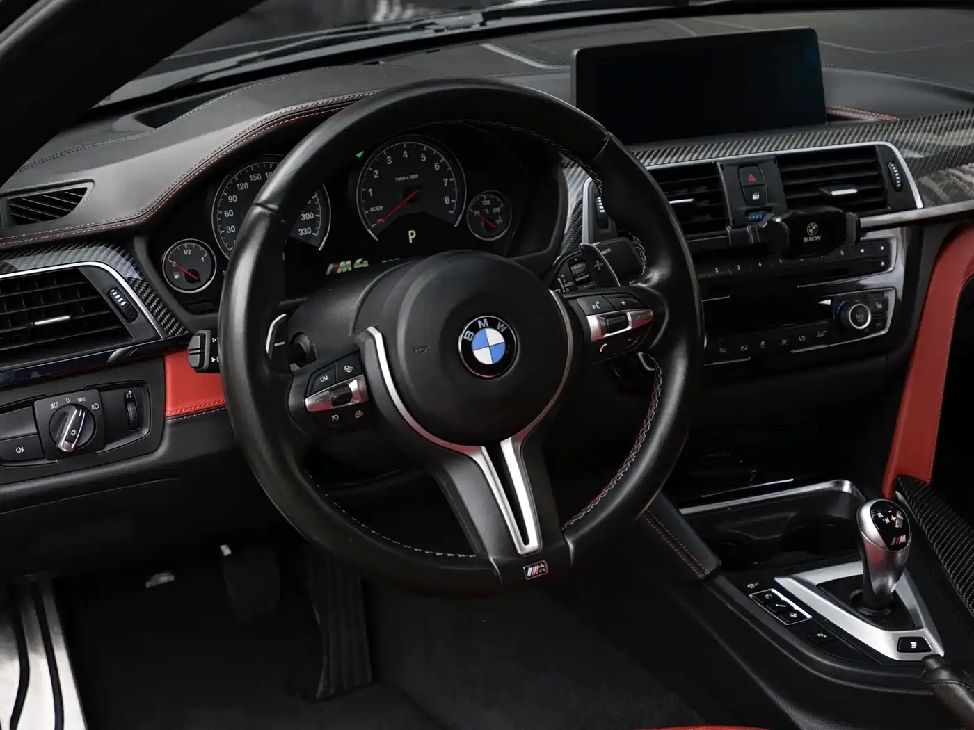 Photo 7 - BMW M4