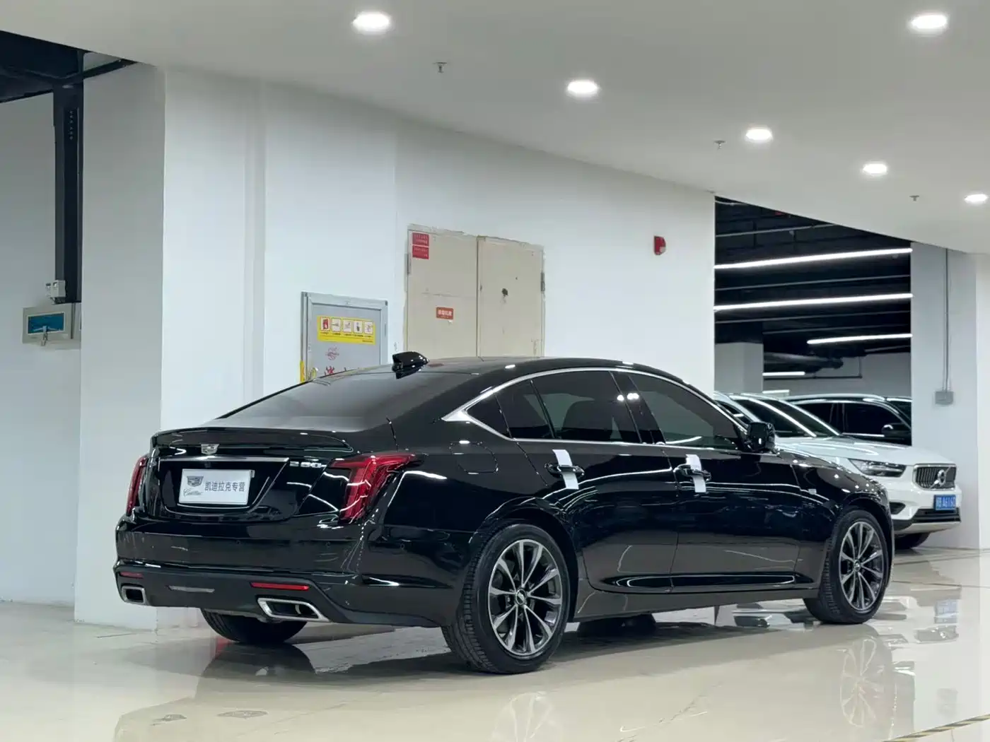 Cadillac CT5 2025 2025 Model 28T Urban Sport Edition